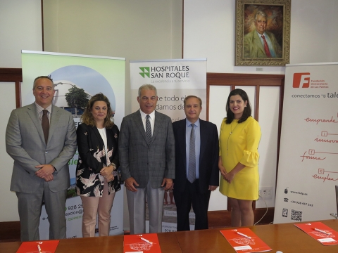 El voluntariado universitario permite humanizar a los jóvenes en el ejercicio de su profesión